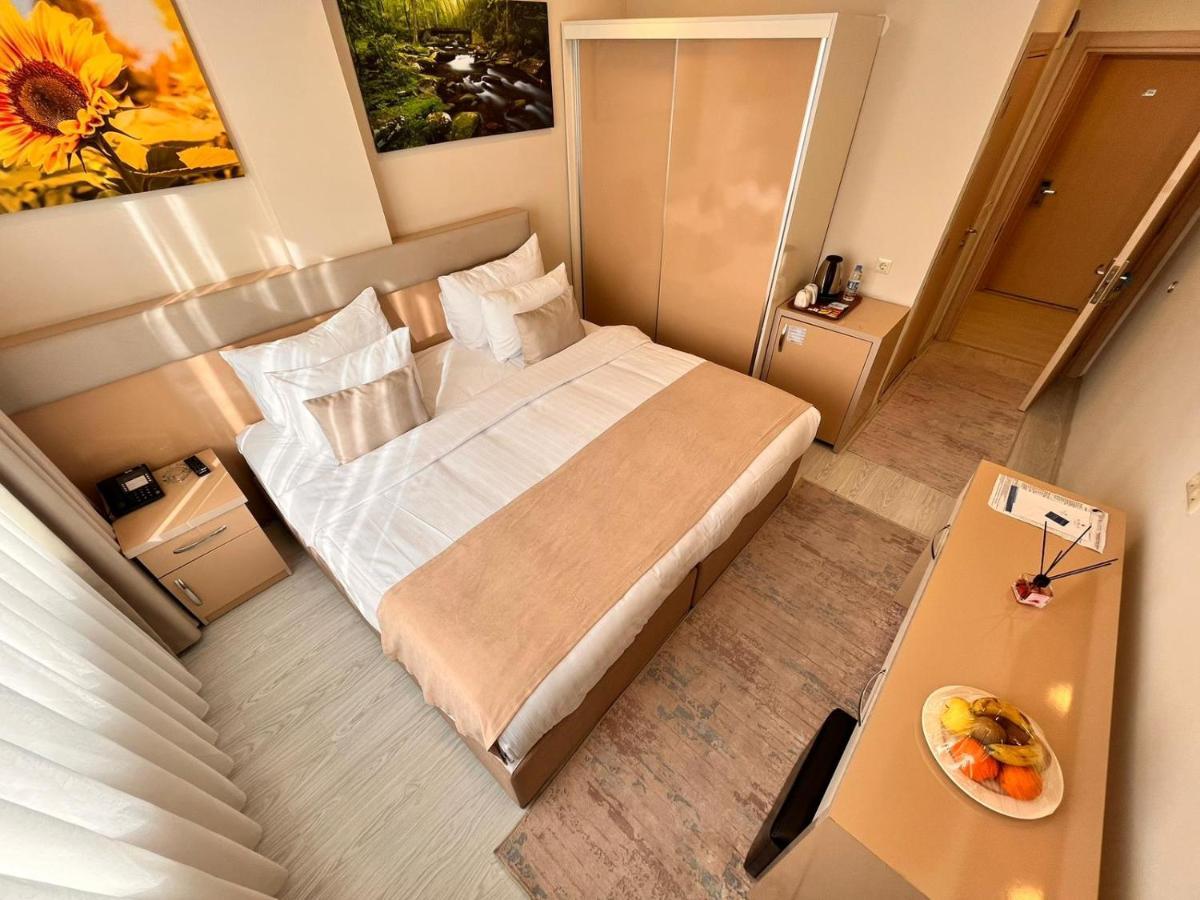 Simal Hotel รีเซ ภายนอก รูปภาพ