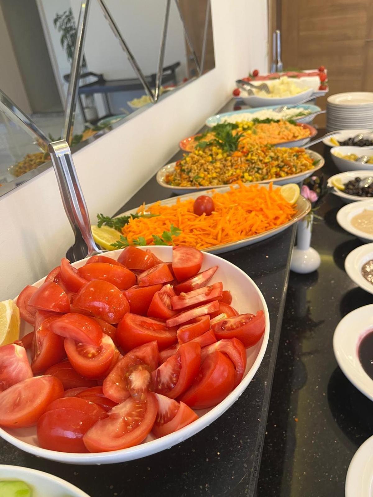Simal Hotel รีเซ ภายนอก รูปภาพ